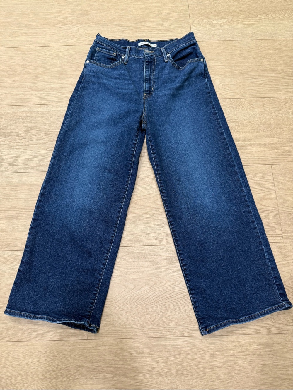 Levi’s High Rise Wide Leg Jeans Size 28 Dark Wash Denim